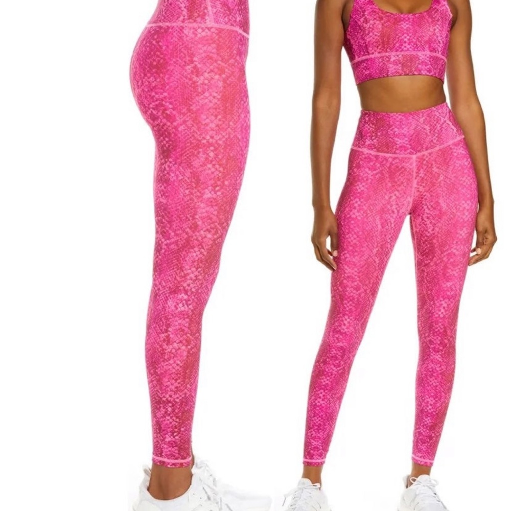 IVL Pink Snakeskin Leggings, NWOT Size 4
